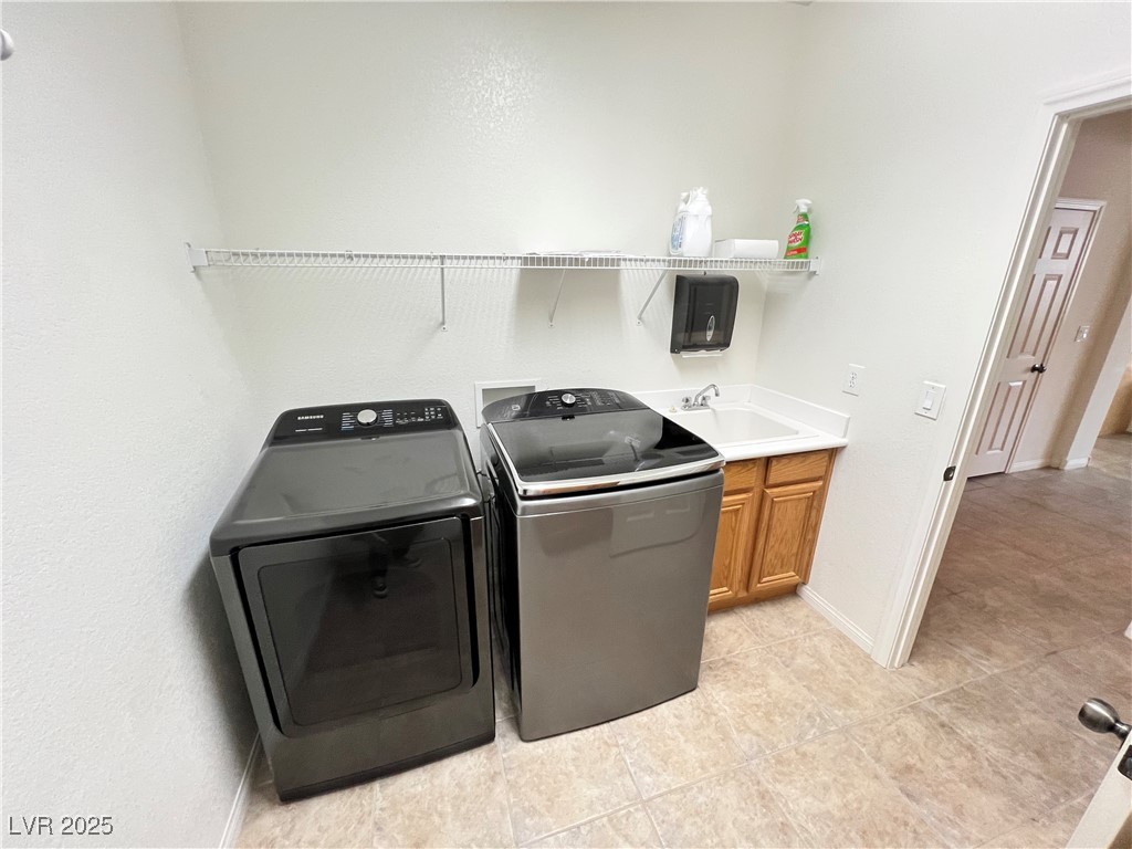742 Canary Wharf Drive Property Photo 7
