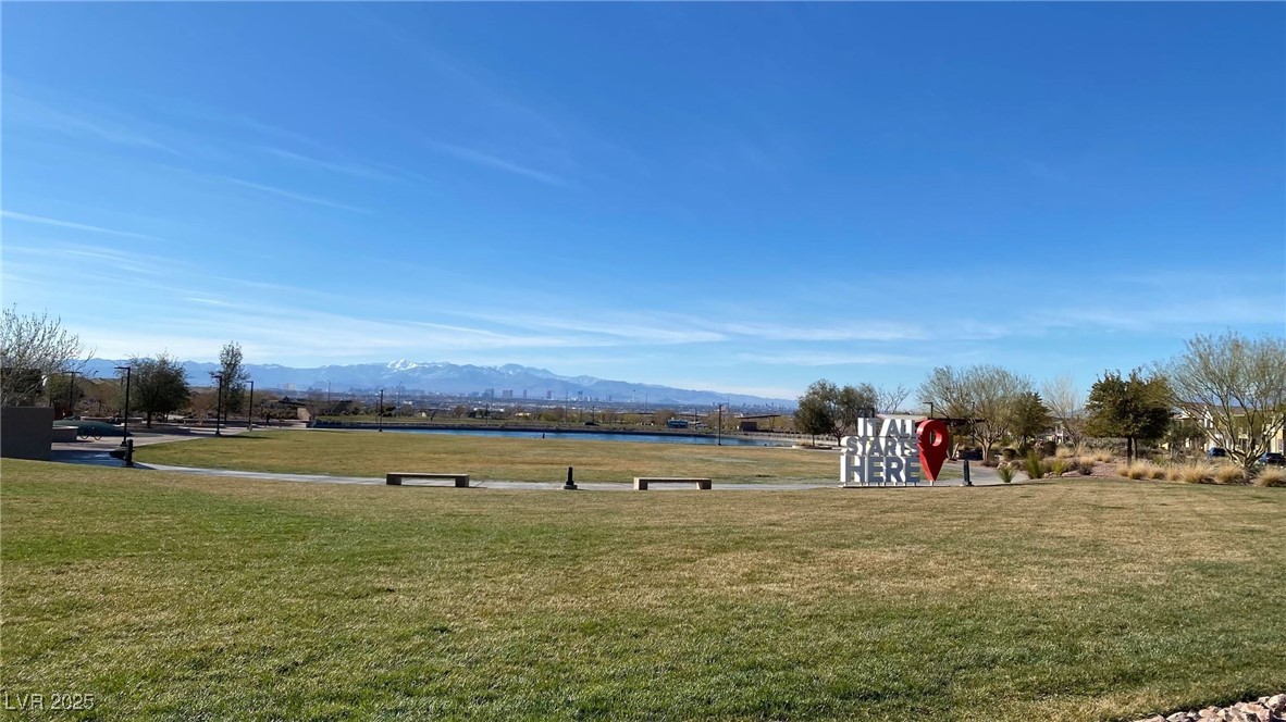 350 Village Hall Place Property Photo 18