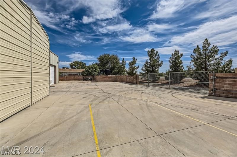 5202 Willis Street Property Photo 15