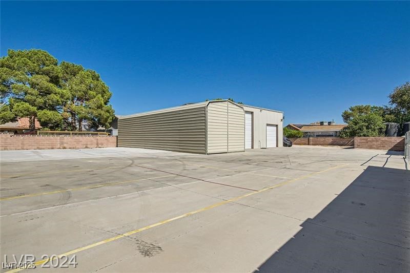 5202 Willis Street Property Photo 32