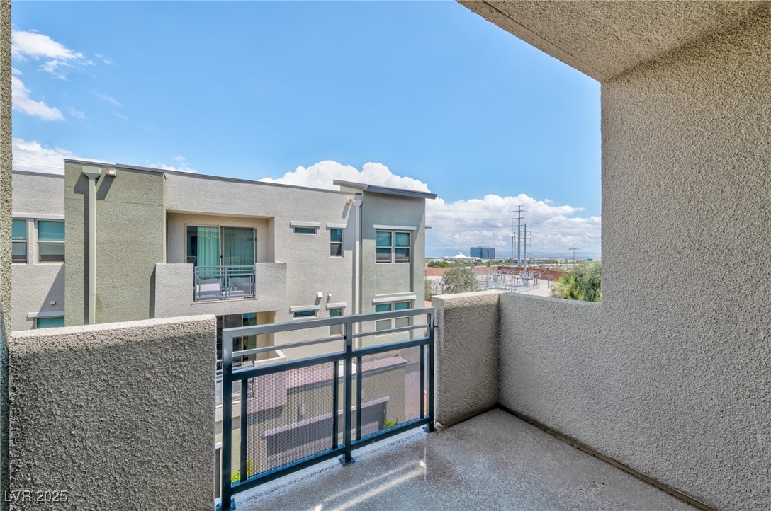 11258 Essence Point Avenue 211 Property Photo 10