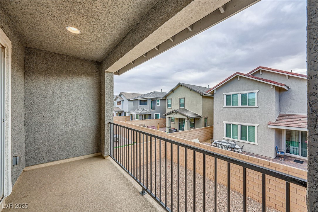 707 Cottonwood Hill Place Property Photo 48
