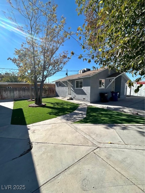 1815 Harding Street C Property Photo