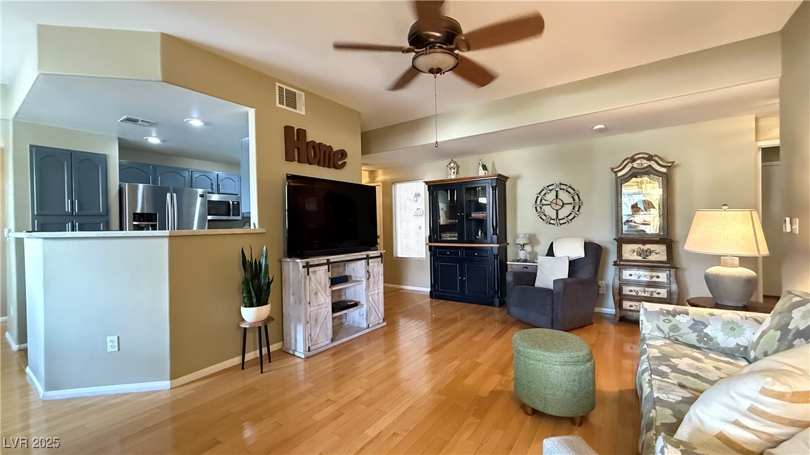 2050 West Warm Springs Road 4211 Property Photo 22