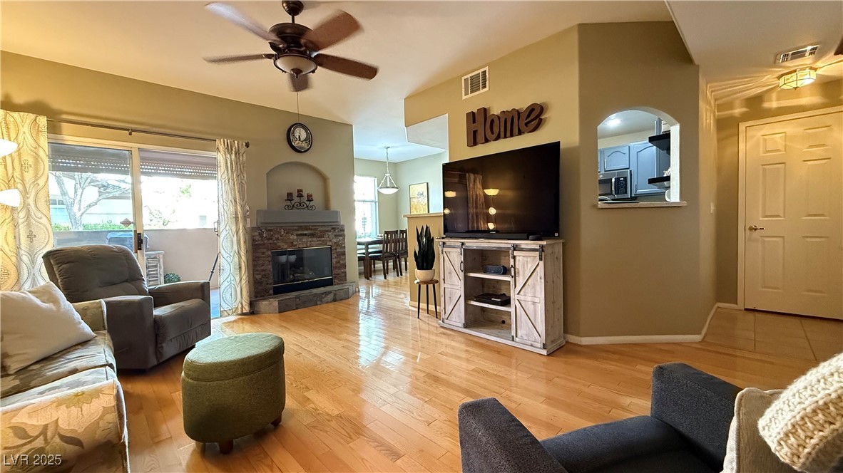 2050 West Warm Springs Road 4211 Property Photo 23