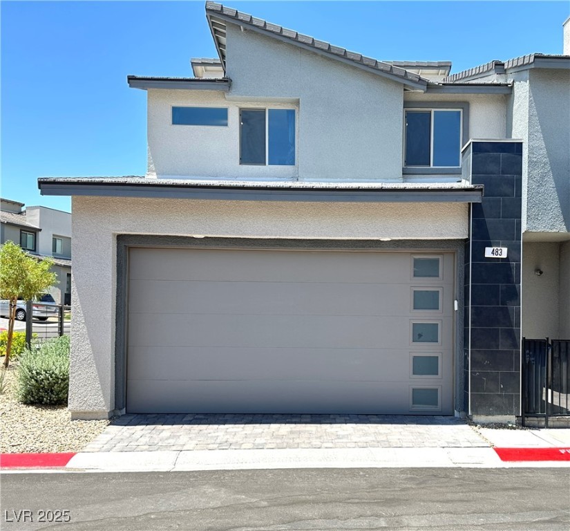 483 Fairview Hills Street Property Photo 1