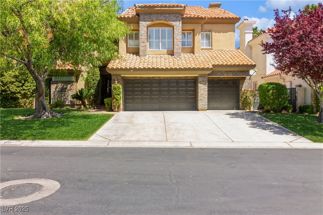 2681174 Property Photo 1