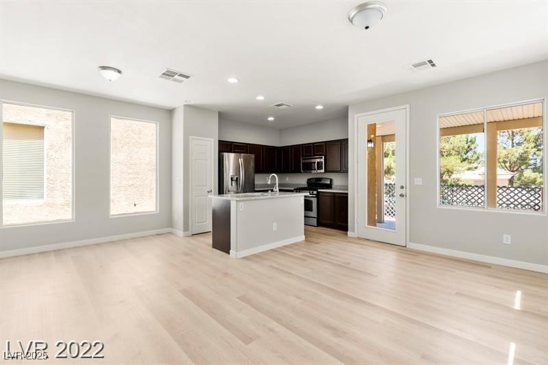 3526 Harbor Tides Street Property Photo 6