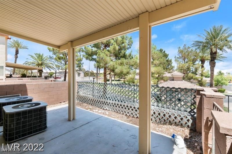 3526 Harbor Tides Street Property Photo 34
