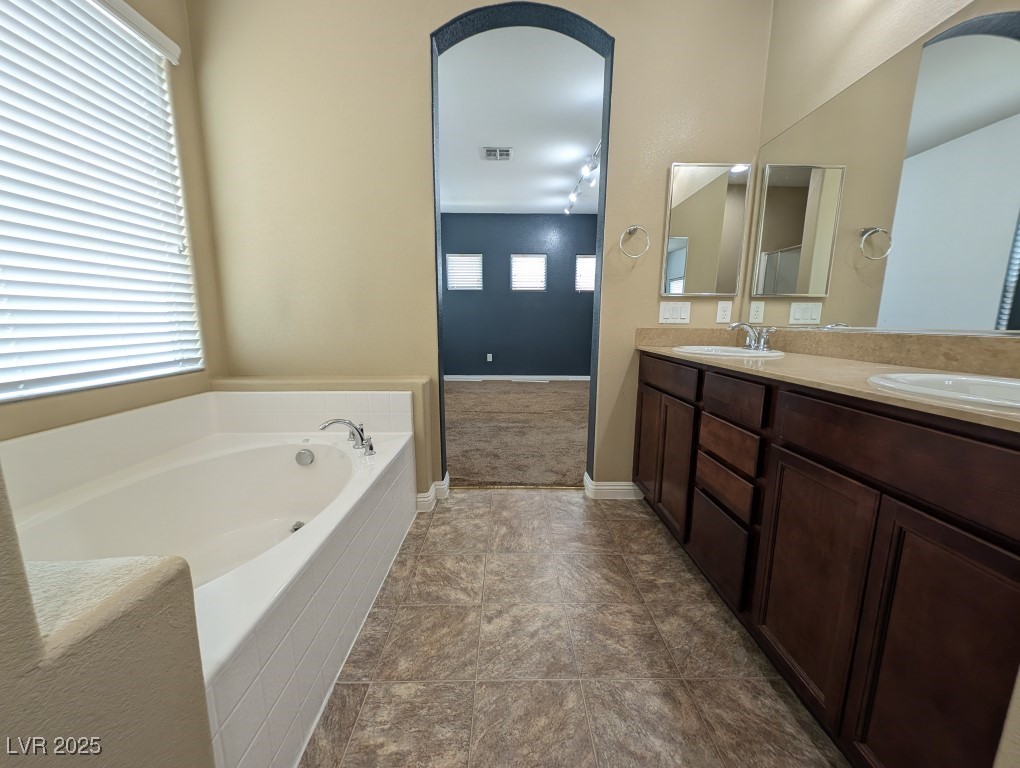 3719 Gilmore Creek Street Property Photo 24