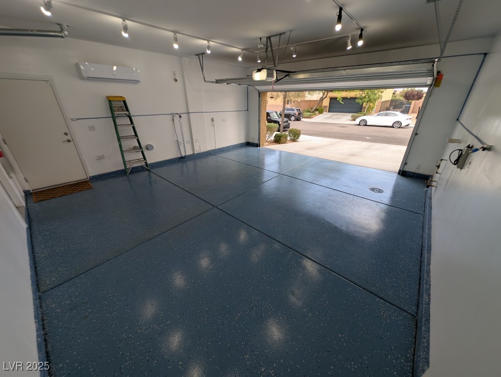 3719 Gilmore Creek Street Property Photo 33