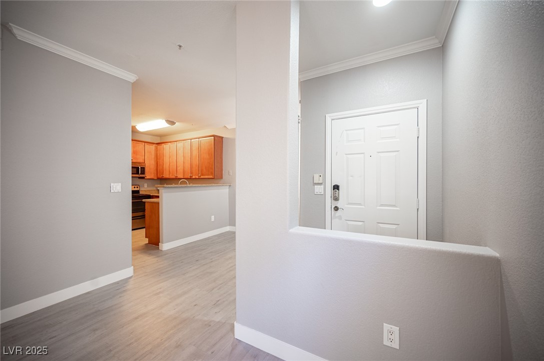 4400 South Jones Boulevard 2075 Property Photo 5