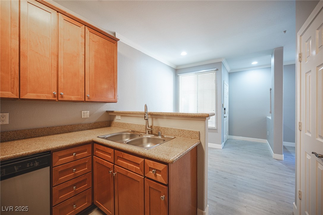 4400 South Jones Boulevard 2075 Property Photo 13