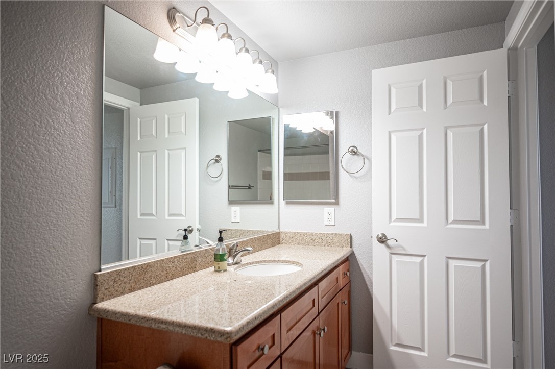 4400 South Jones Boulevard 2075 Property Photo 21