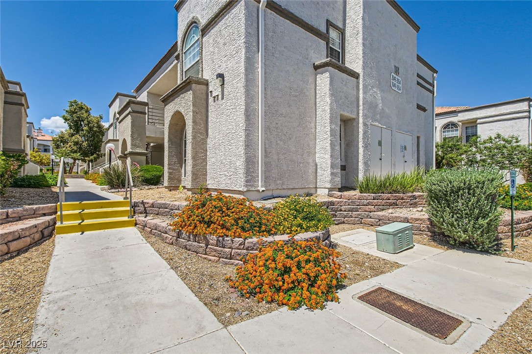 3150 Soft Breezes Drive 1050 Property Photo 1