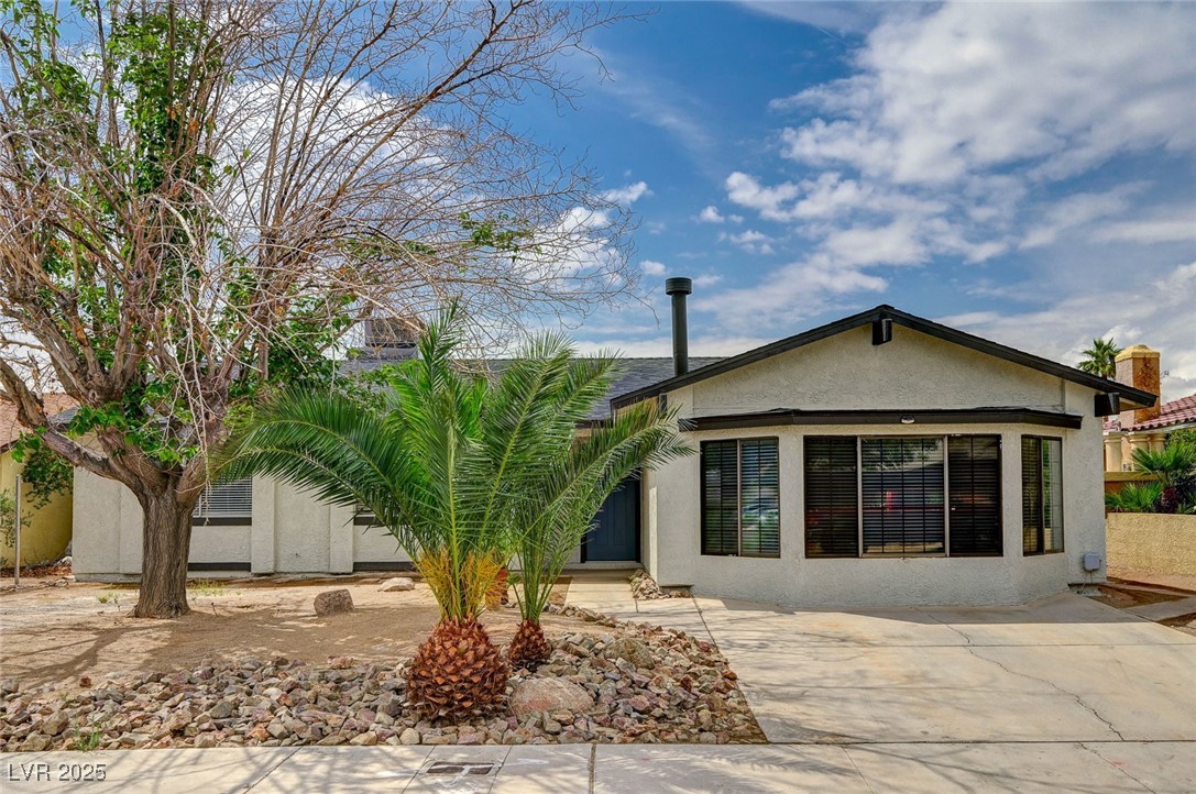 4387 Sun Vista Drive Property Photo