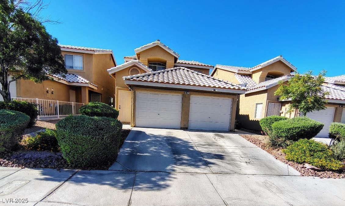 8072 Cimarron Ridge Drive 201 Property Photo 1
