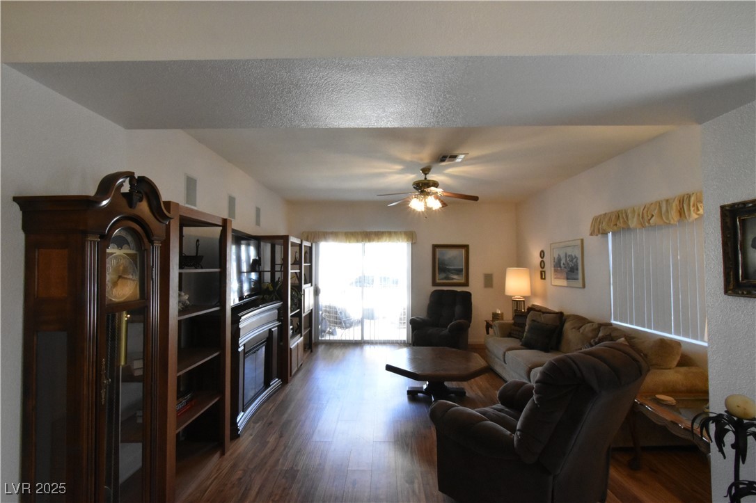 325 Wild Plum Lane Property Photo 8