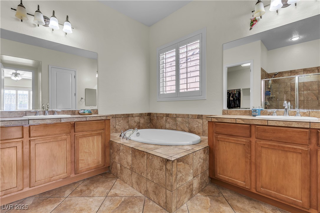 2673 Paris Amour Street Property Photo 31