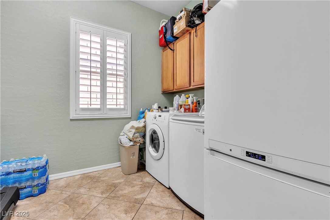 2673 Paris Amour Street Property Photo 36