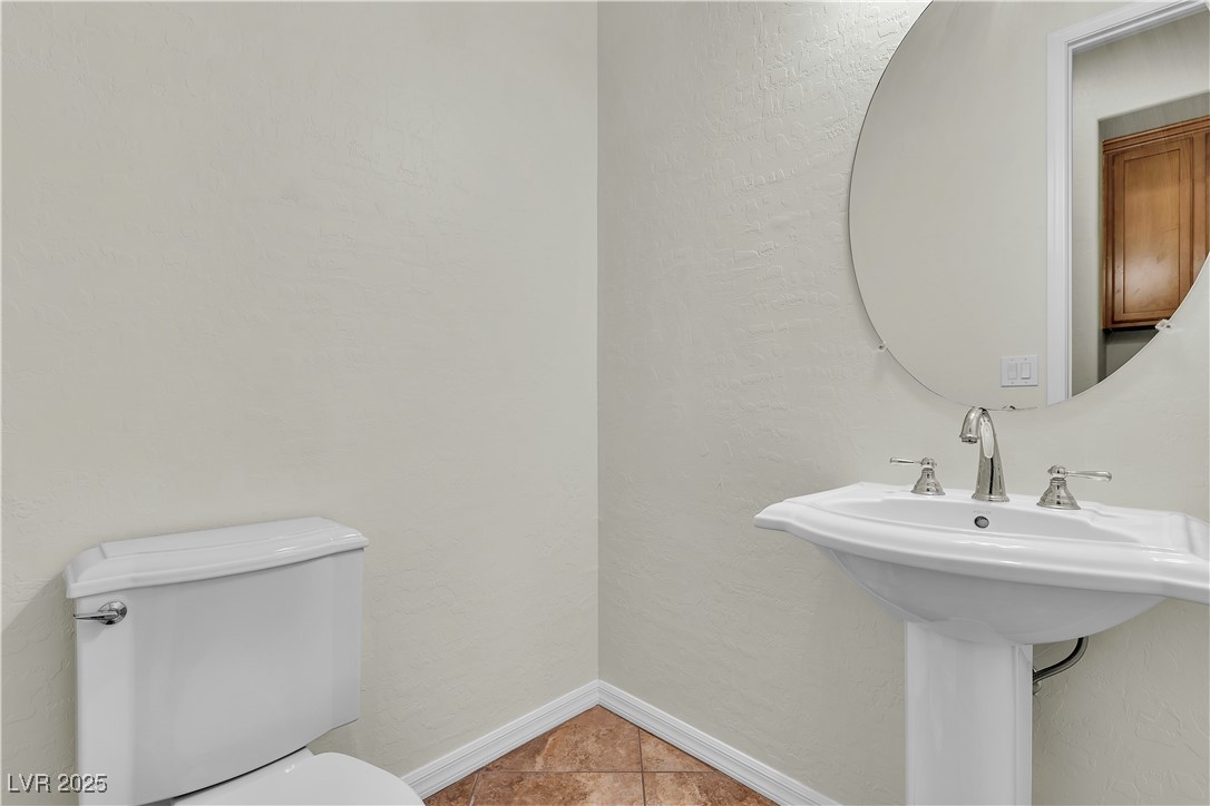 2673 Paris Amour Street Property Photo 37