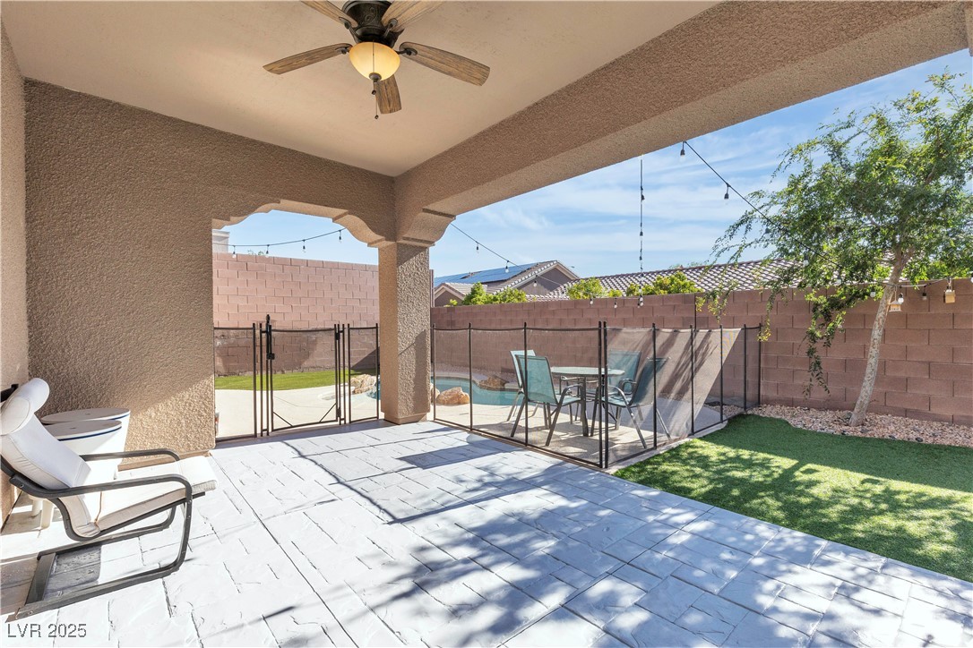 2673 Paris Amour Street Property Photo 39
