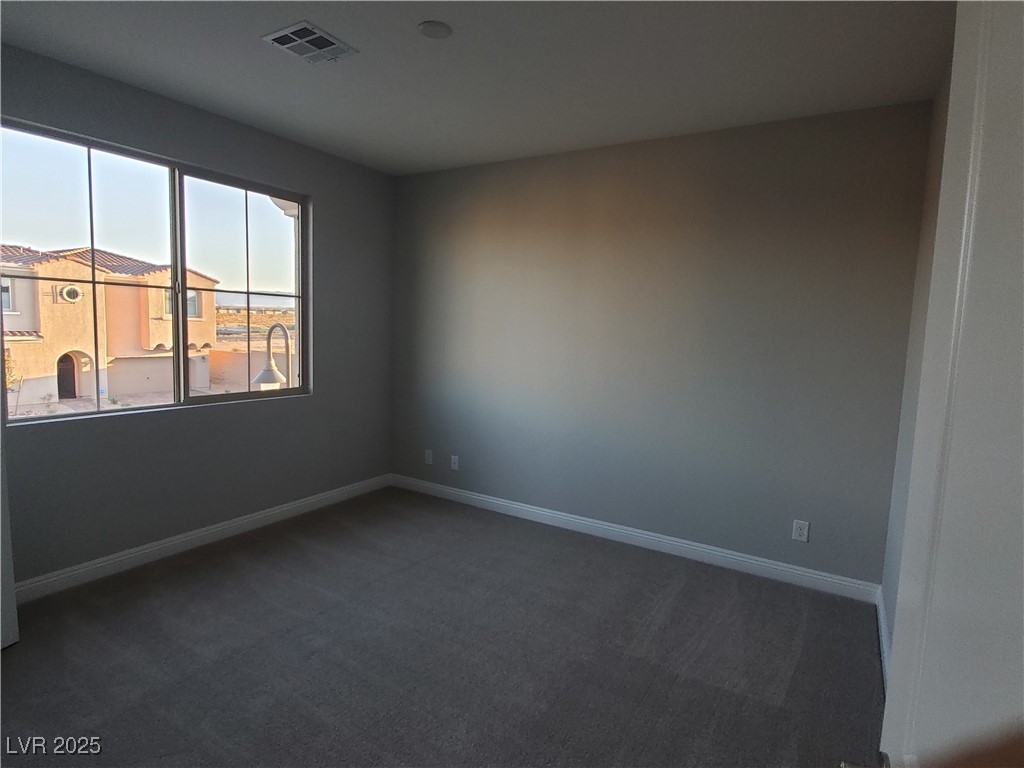 1027 Cambridge Park Street Property Photo 16