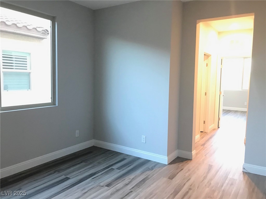 1027 Cambridge Park Street Property Photo 22