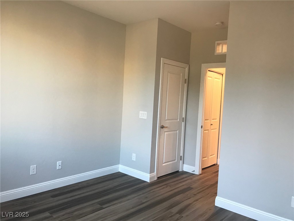 1027 Cambridge Park Street Property Photo 24