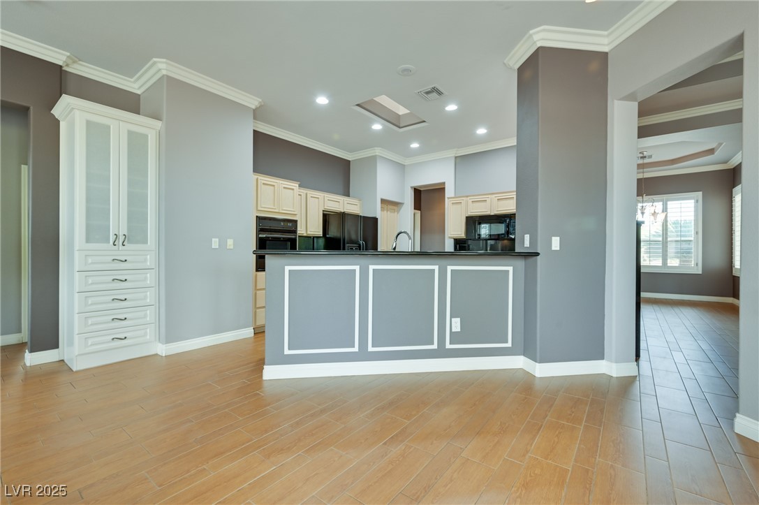 10513 Longwood Drive Property Photo 28
