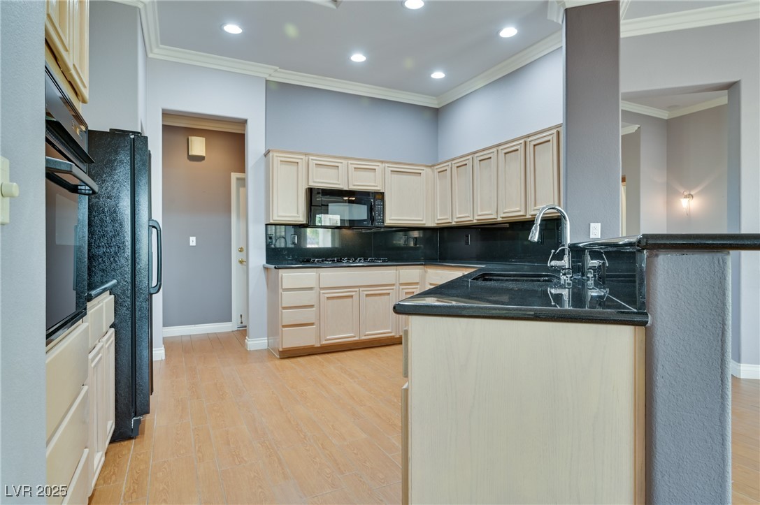 10513 Longwood Drive Property Photo 34