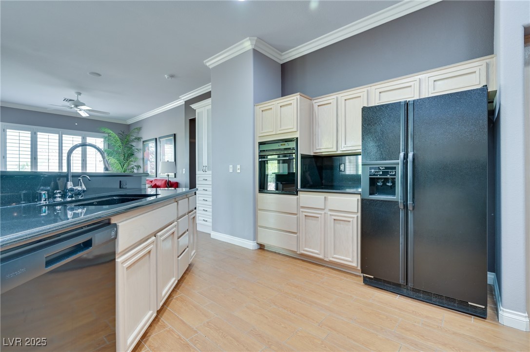 10513 Longwood Drive Property Photo 35