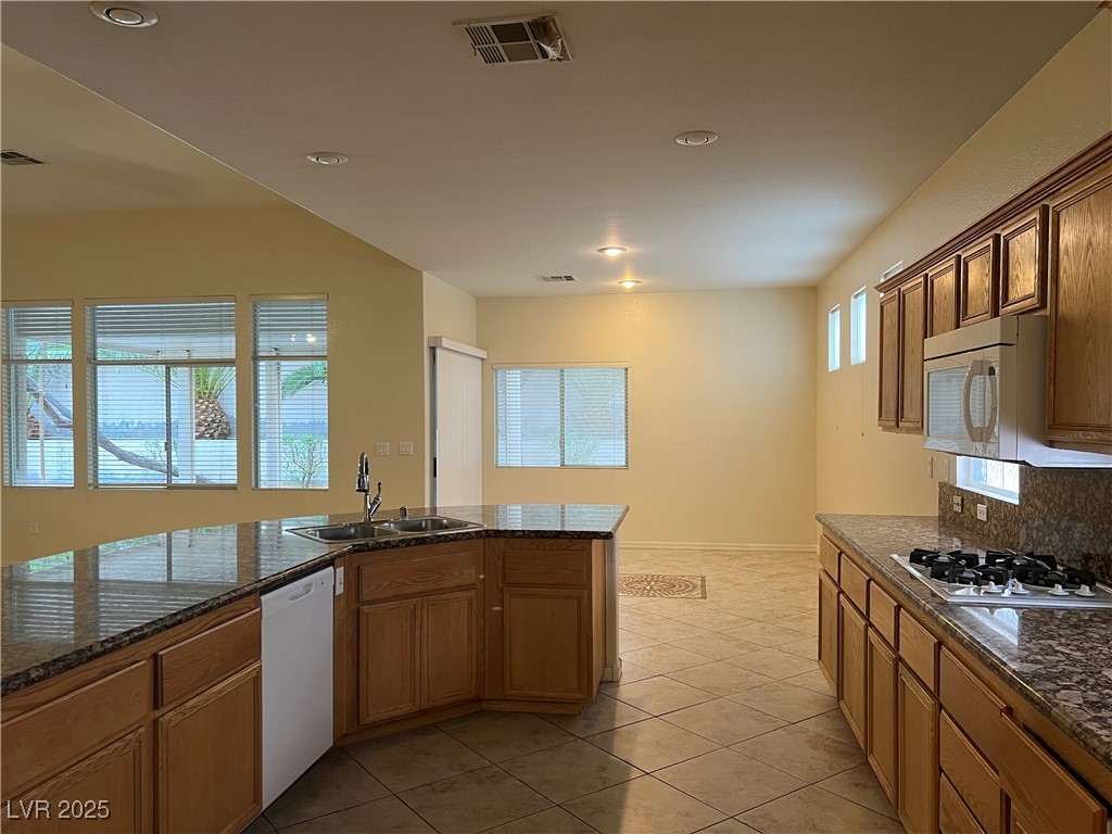 2855 Grande Valley Drive Property Photo 13