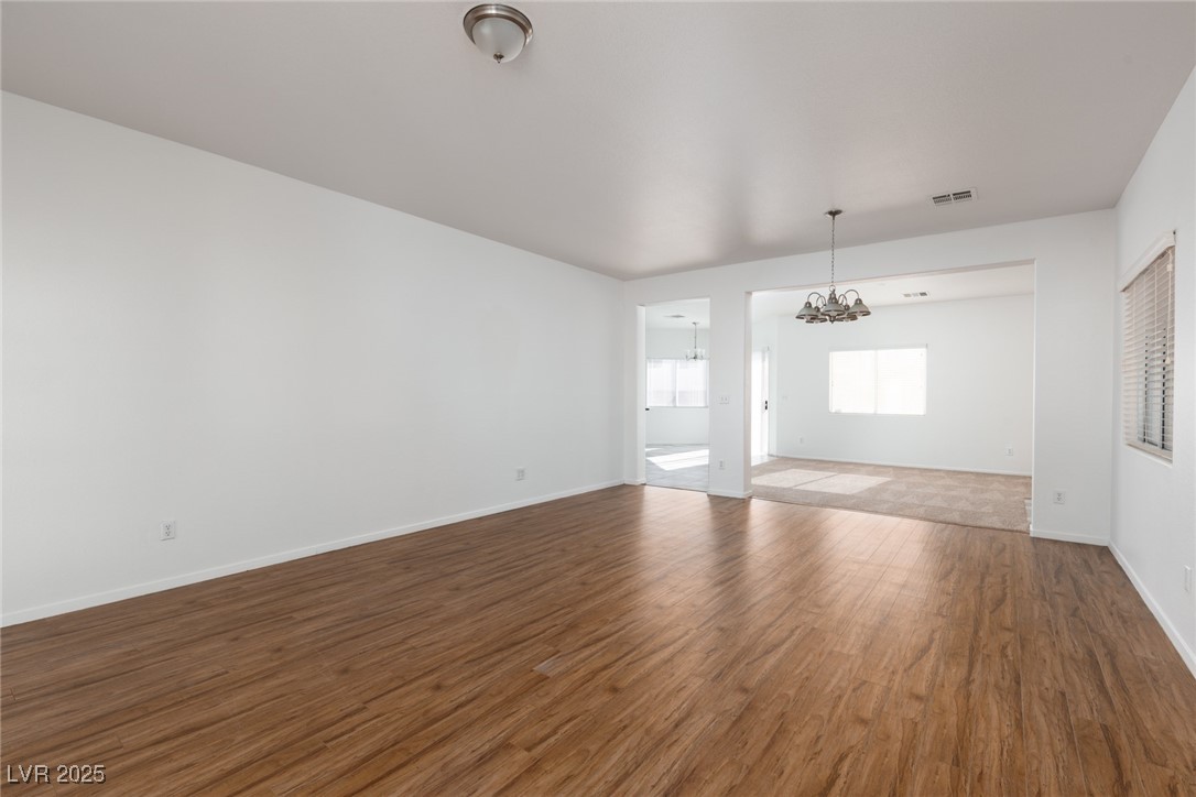 5029 Cascade Pools Avenue Property Photo 5