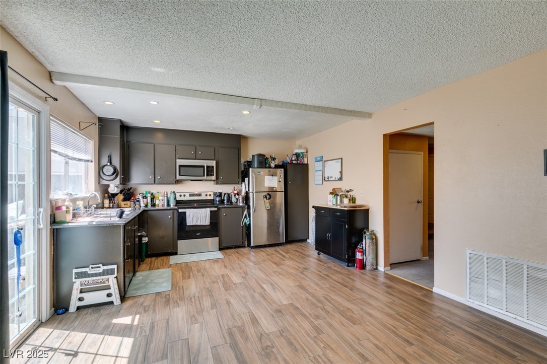 2454 Paradise Village Way Property Photo 11