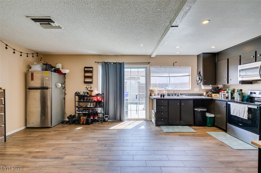 2454 Paradise Village Way Property Photo 14