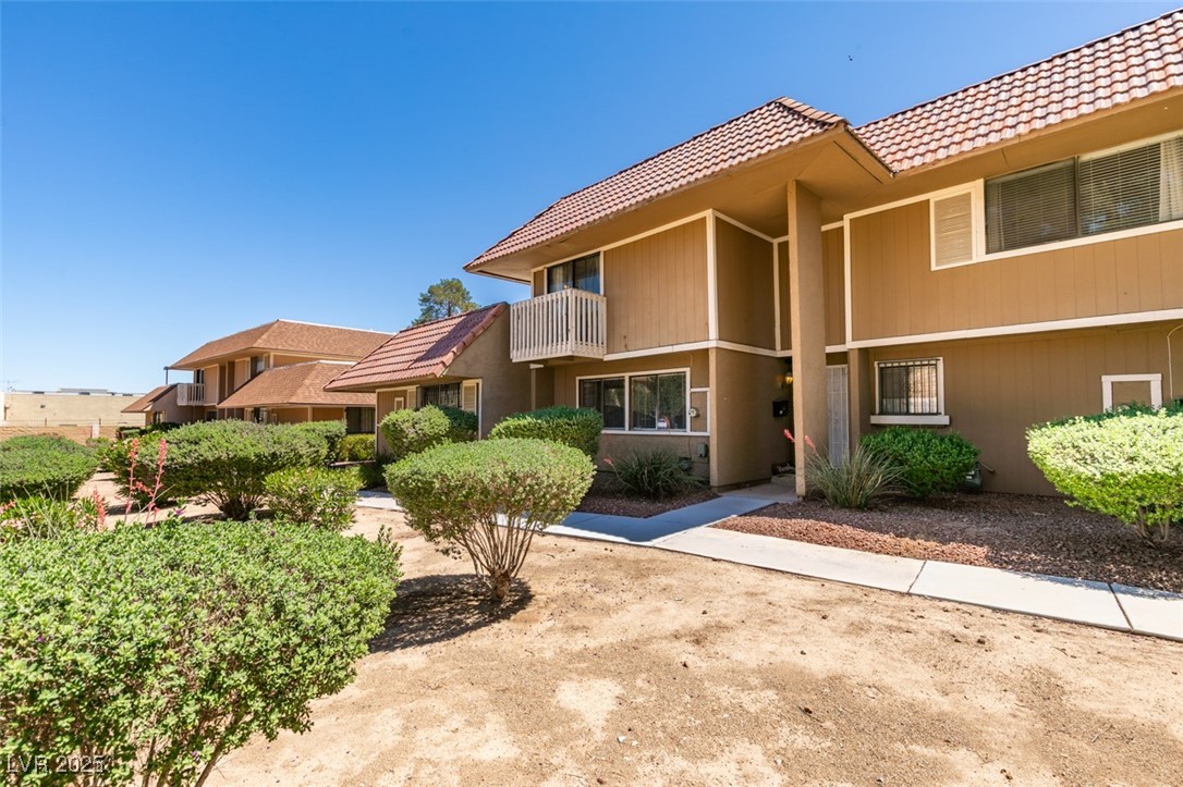 2454 Paradise Village Way Property Photo 39