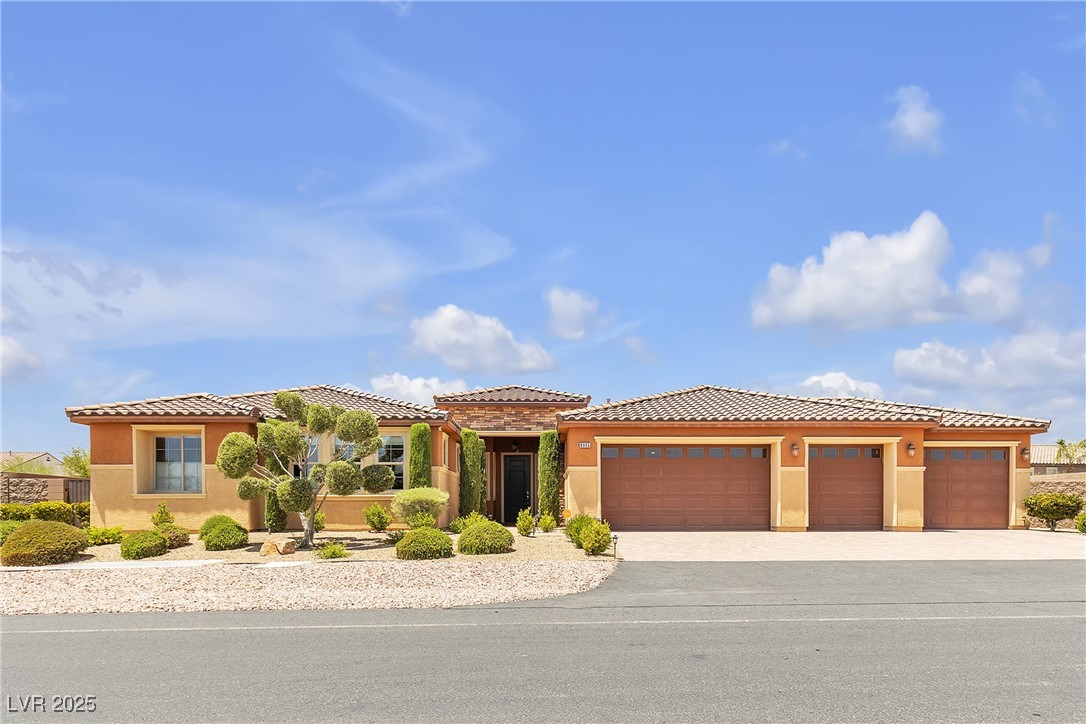 8985 South Tomsik Street Property Photo 1