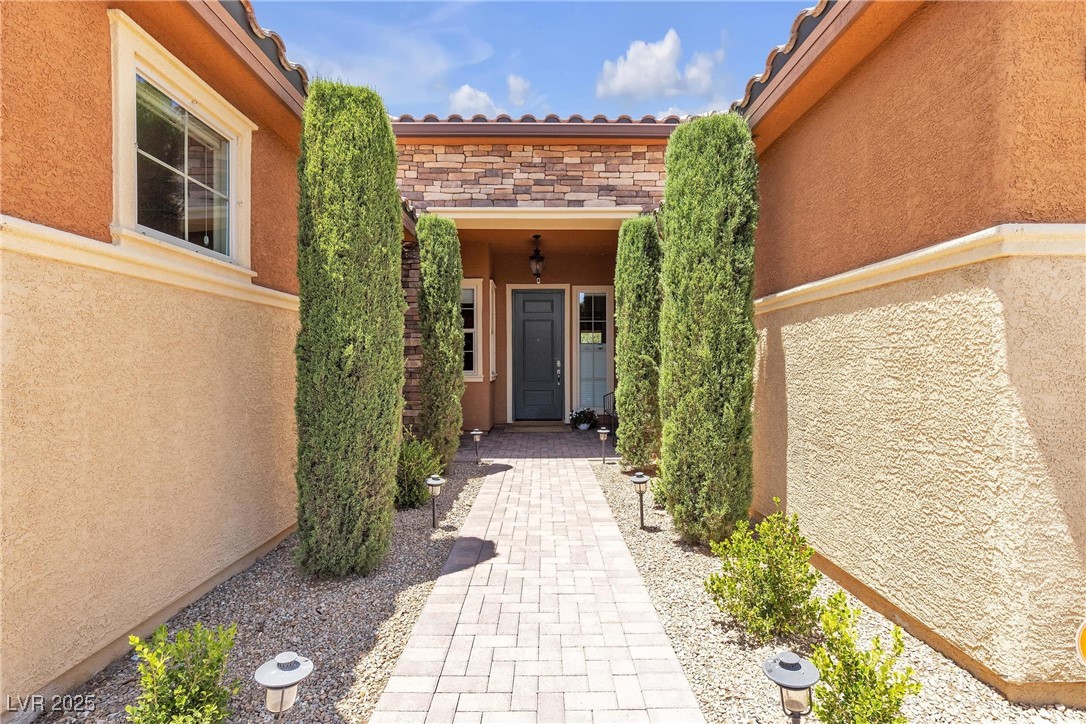 8985 South Tomsik Street Property Photo 7