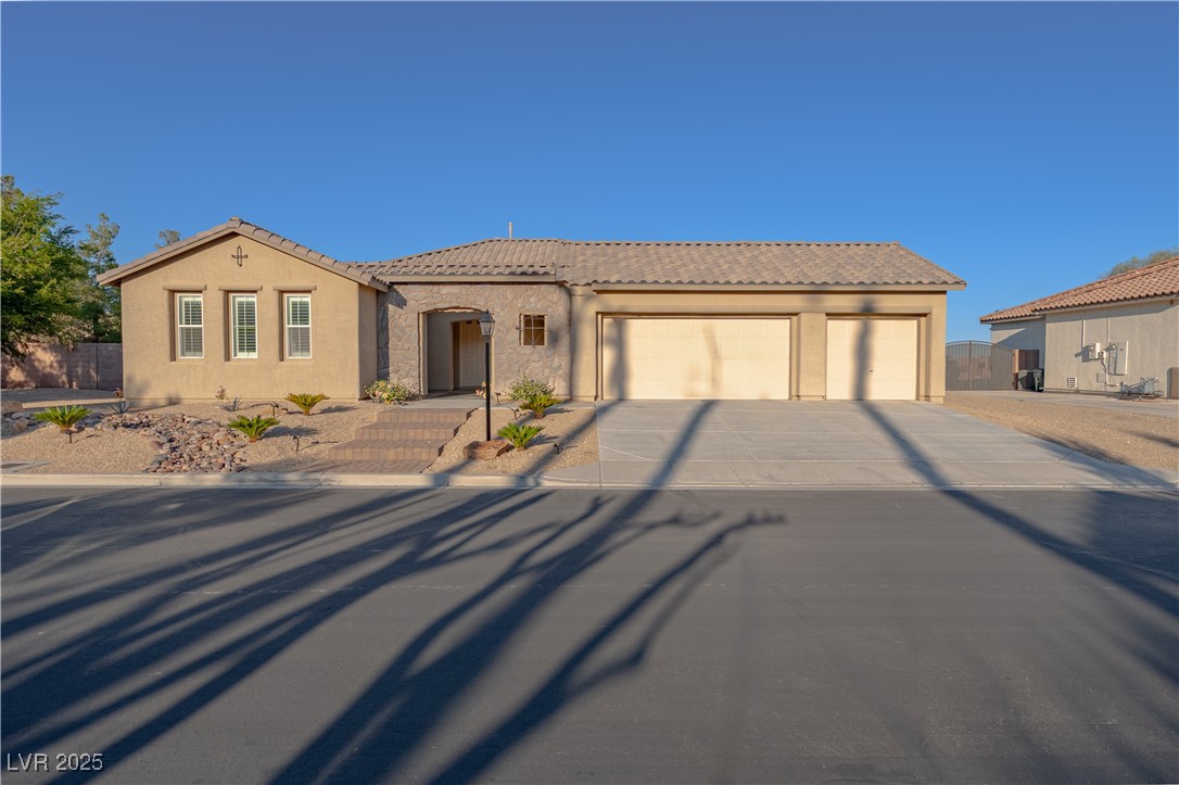 8228 Fulton Ranch Street Property Photo