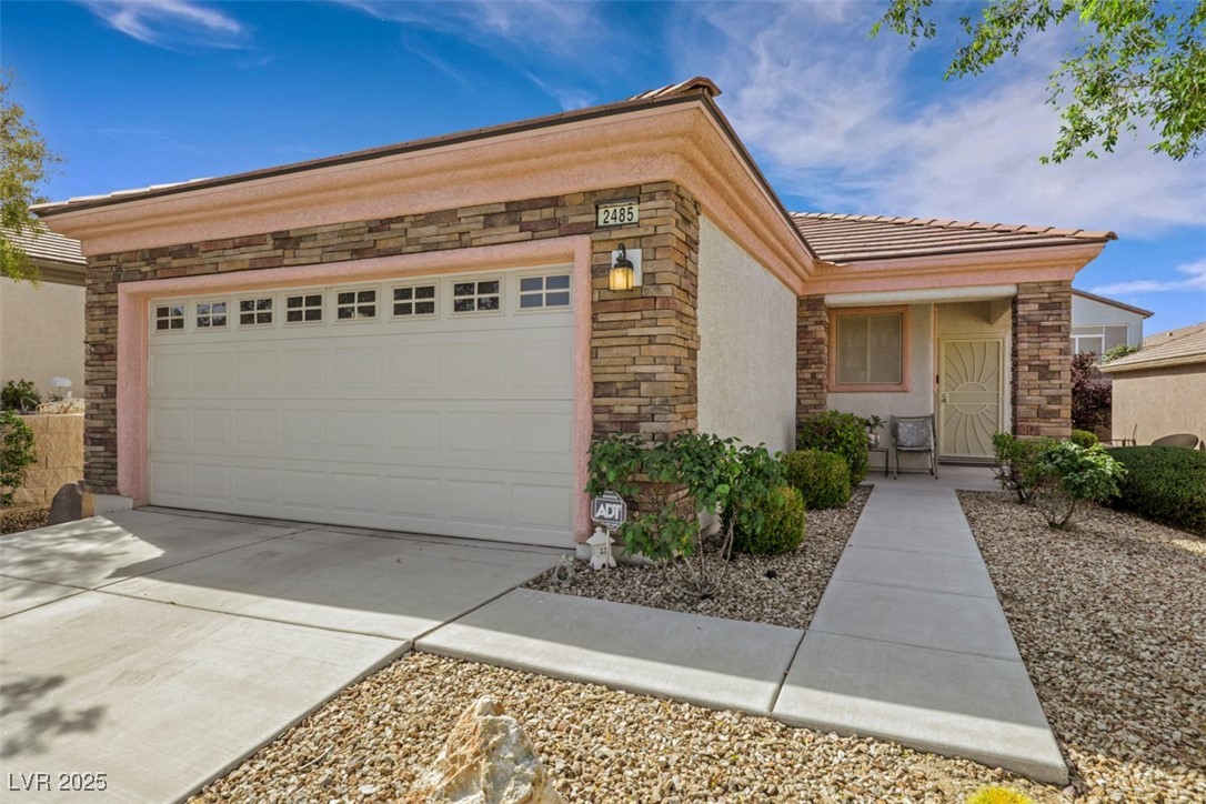 2485 Jade Sky Street Property Photo 4