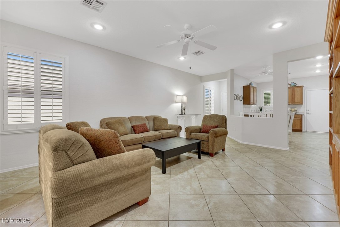 2485 Jade Sky Street Property Photo 8