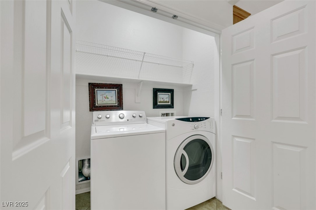 2485 Jade Sky Street Property Photo 20
