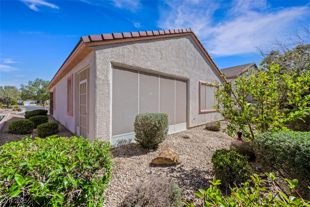 2485 Jade Sky Street Property Photo 37