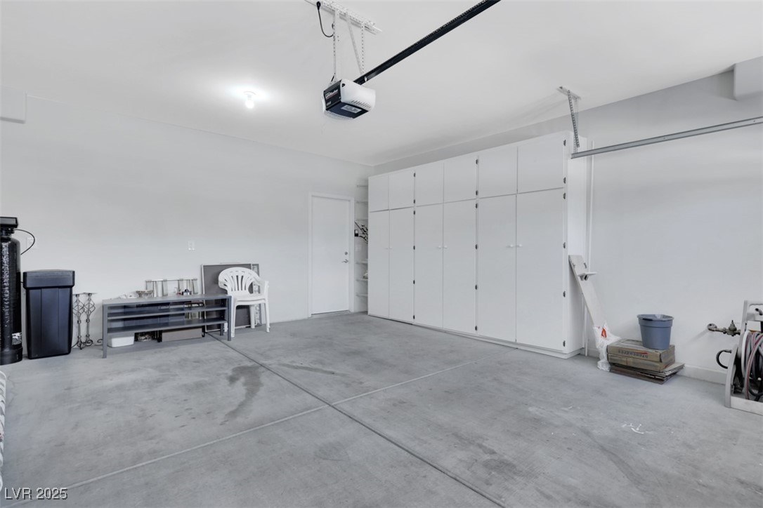 2485 Jade Sky Street Property Photo 39