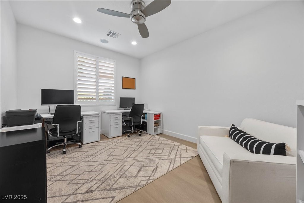 10470 Dove Meadow Way Property Photo 28