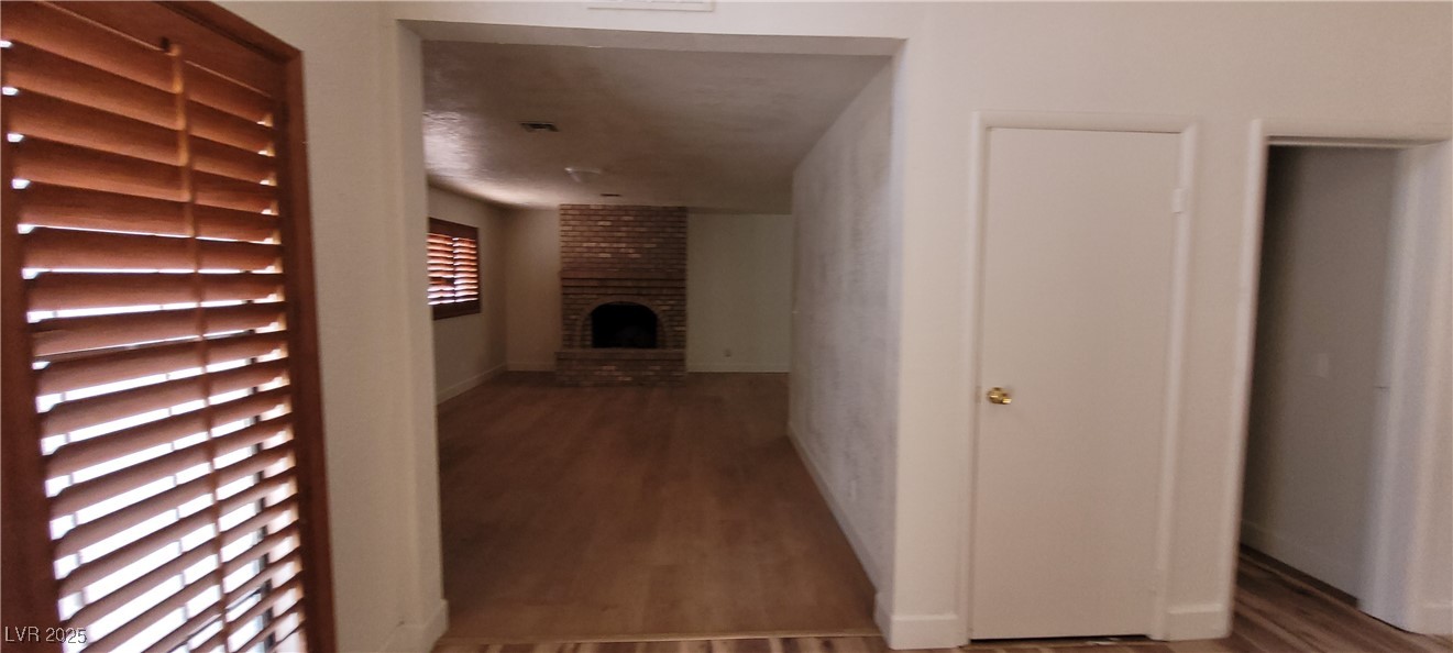7664 Angel Crest Circle Property Photo 4