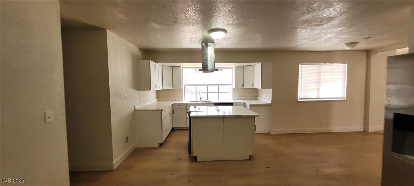 7664 Angel Crest Circle Property Photo 11