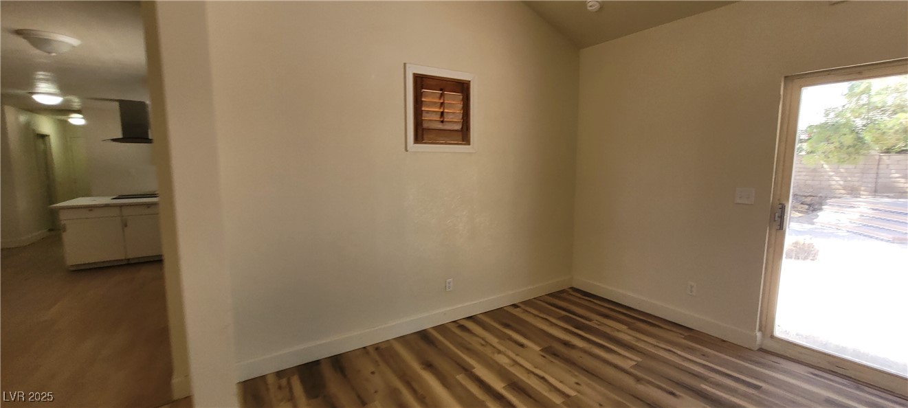 7664 Angel Crest Circle Property Photo 26