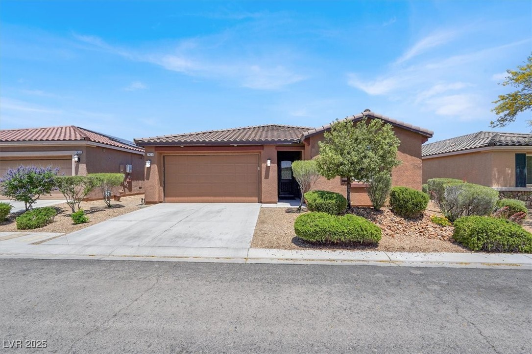 7428 Alamo Ranch Avenue Property Photo 1
